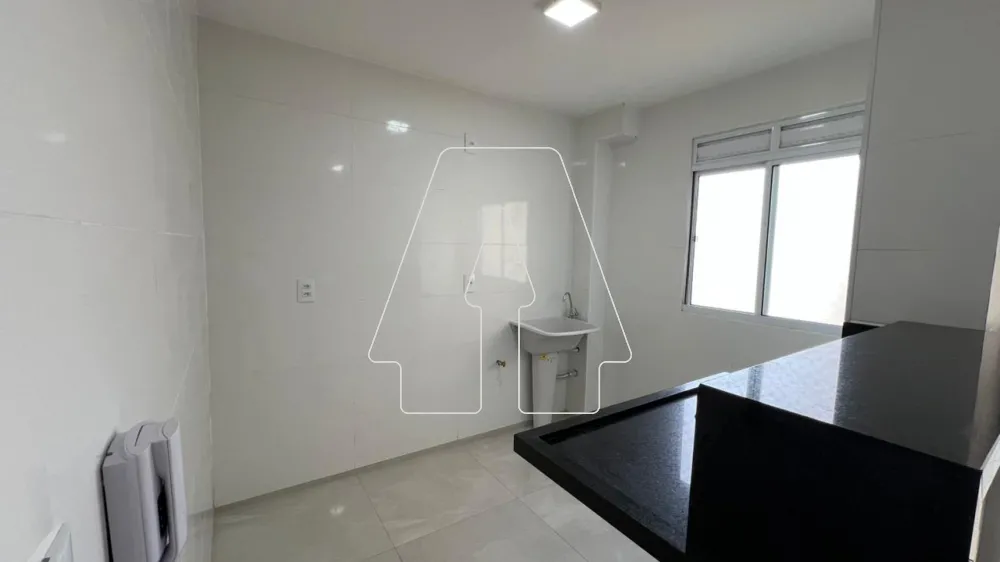 Comprar Apartamento / Padr&atilde;o em Ara&ccedil;atuba R$ 185.000,00 - Foto 3