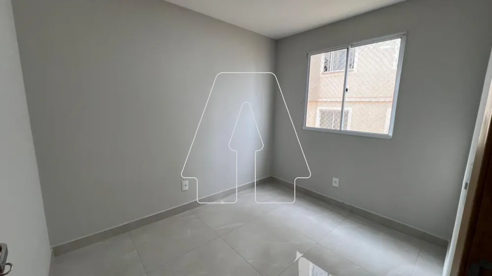 Comprar Apartamento / Padr&atilde;o em Ara&ccedil;atuba R$ 185.000,00 - Foto 10