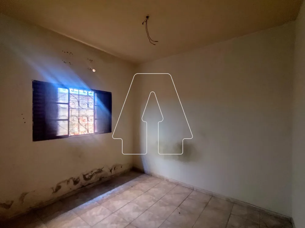 Comprar Casa / Residencial em Ara&ccedil;atuba R$ 150.000,00 - Foto 3