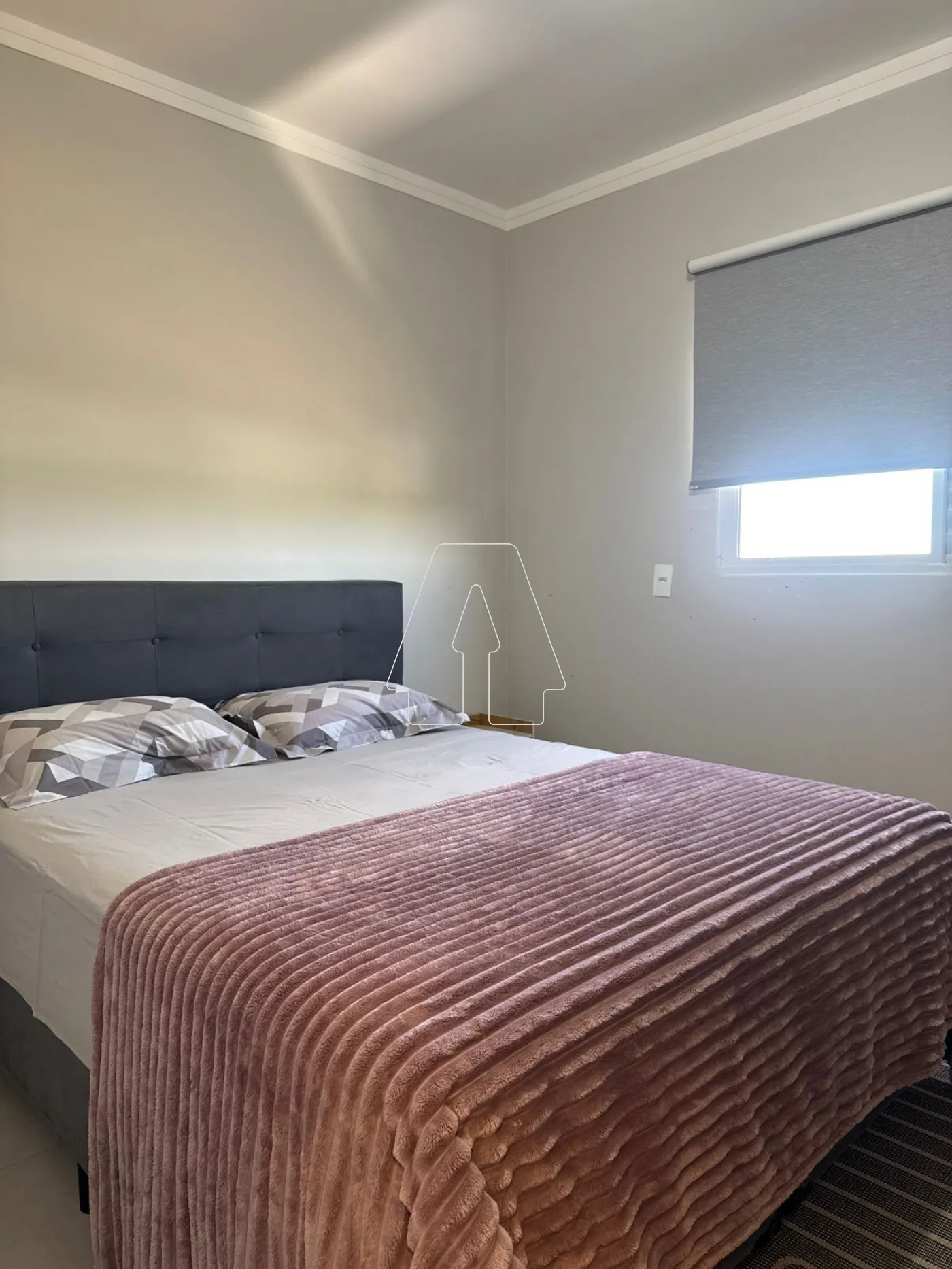 Alugar Apartamento / Padr&atilde;o em Ara&ccedil;atuba R$ 3.800,00 - Foto 26