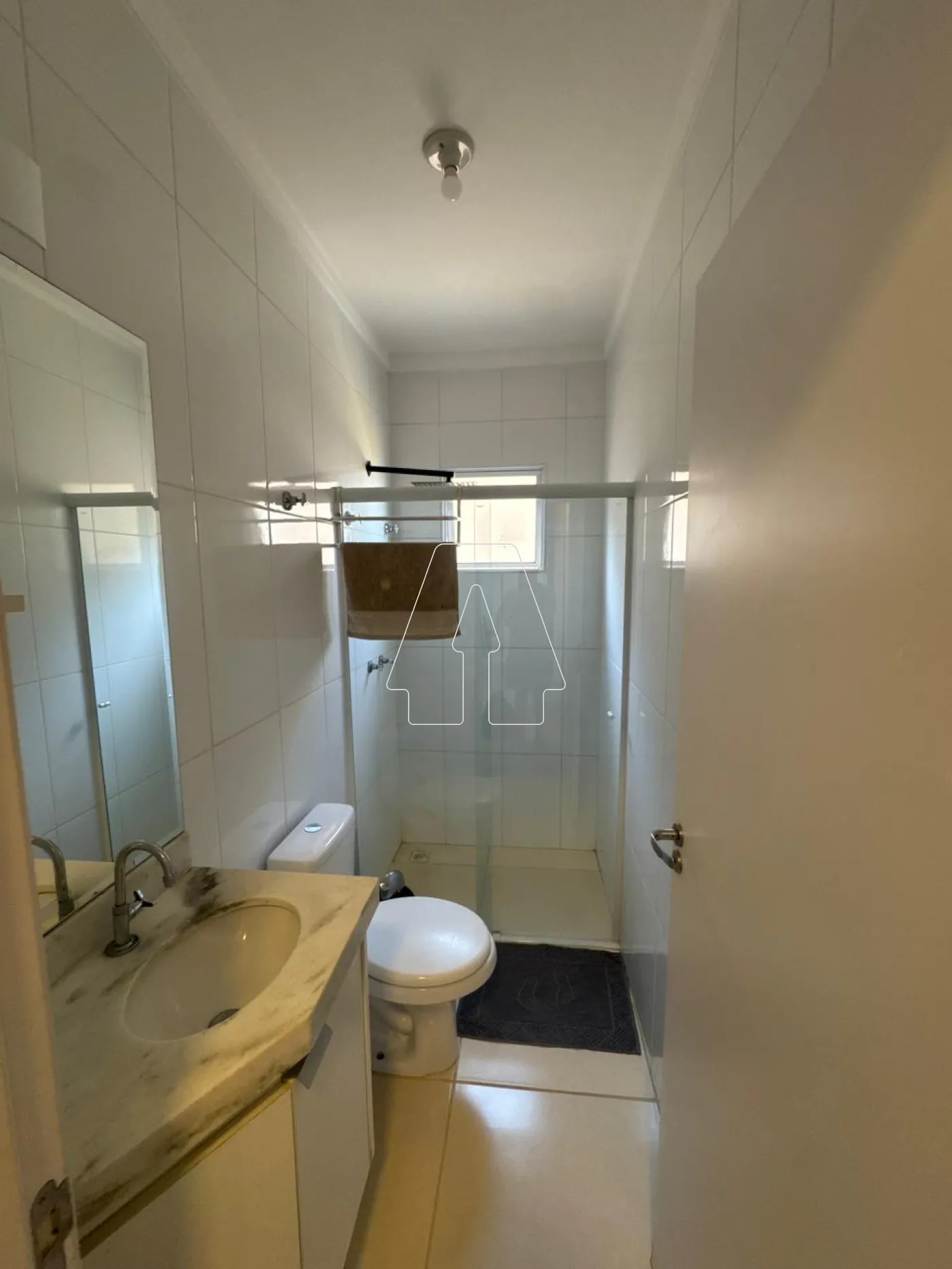Alugar Apartamento / Padr&atilde;o em Ara&ccedil;atuba R$ 3.800,00 - Foto 36