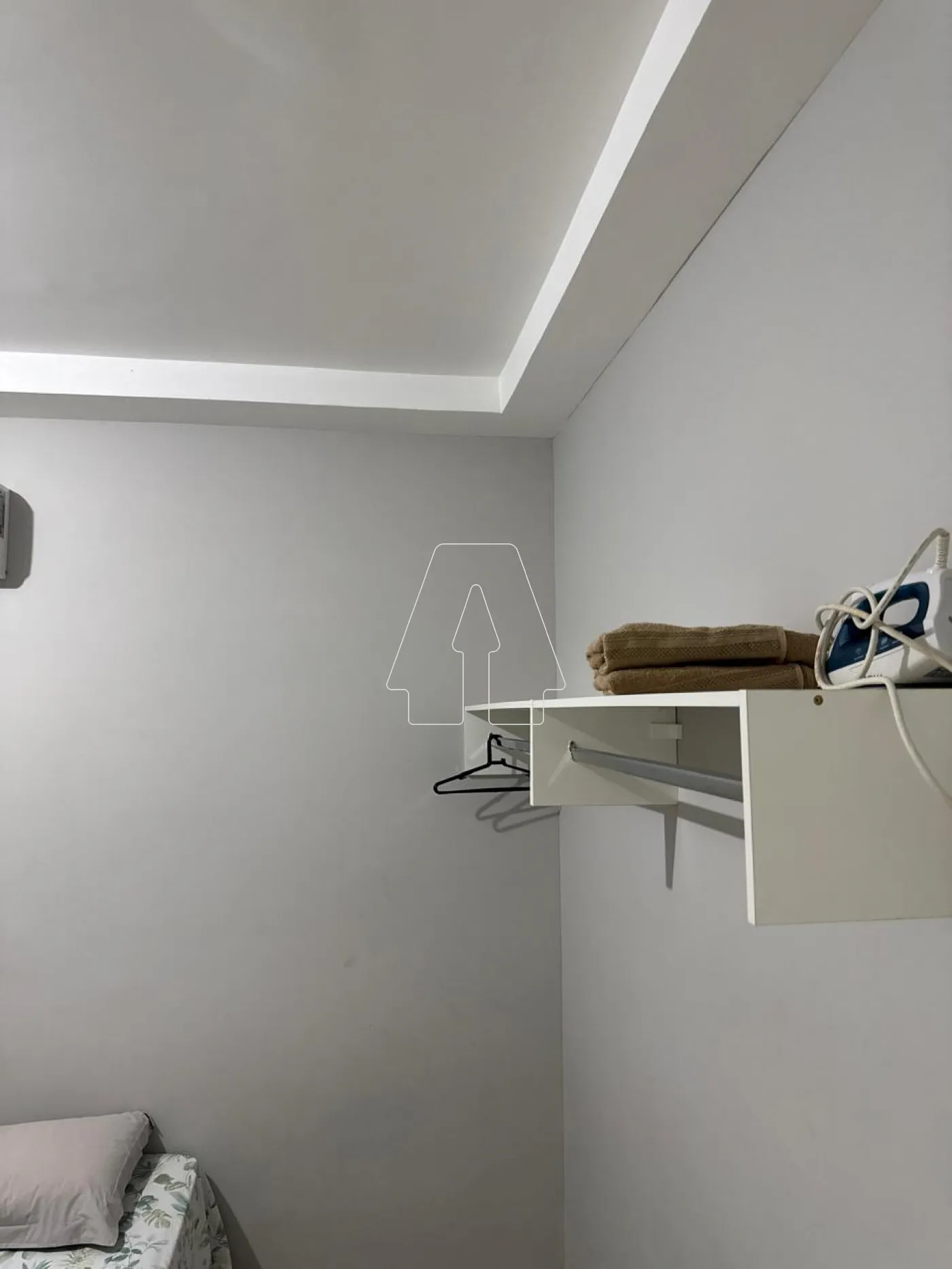 Alugar Apartamento / Padr&atilde;o em Ara&ccedil;atuba R$ 3.800,00 - Foto 31