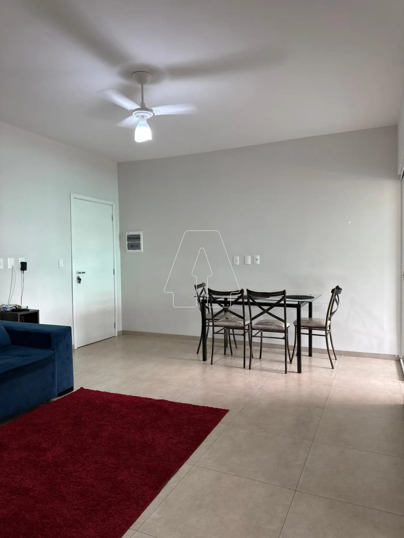 Alugar Apartamento / Padr&atilde;o em Ara&ccedil;atuba R$ 3.800,00 - Foto 4