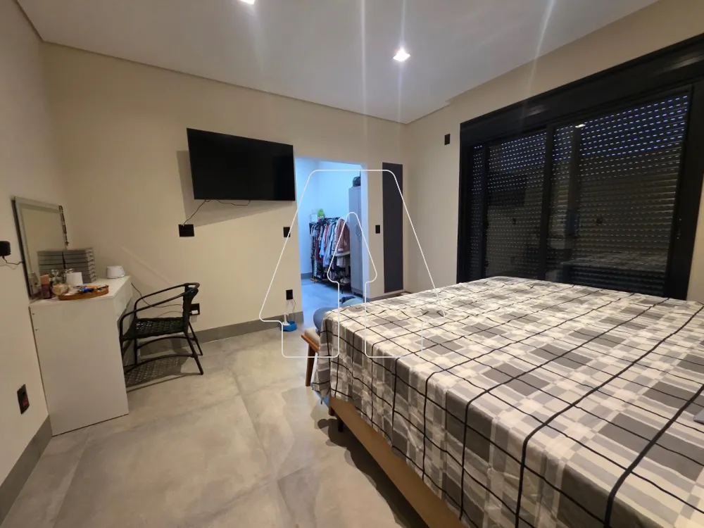 Alugar Casa / Condom&iacute;nio em Ara&ccedil;atuba R$ 11.000,00 - Foto 14