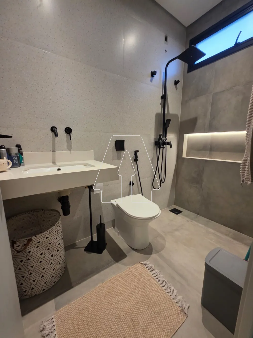 Alugar Casa / Condom&iacute;nio em Ara&ccedil;atuba R$ 11.000,00 - Foto 19