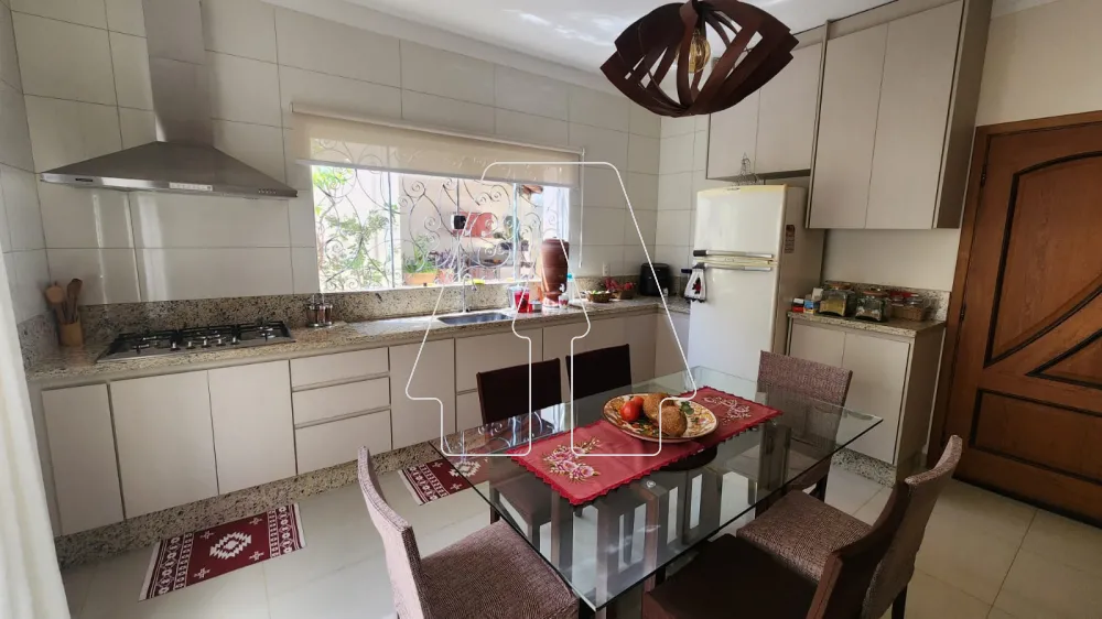 Comprar Casa / Residencial em Ara&ccedil;atuba R$ 680.000,00 - Foto 3