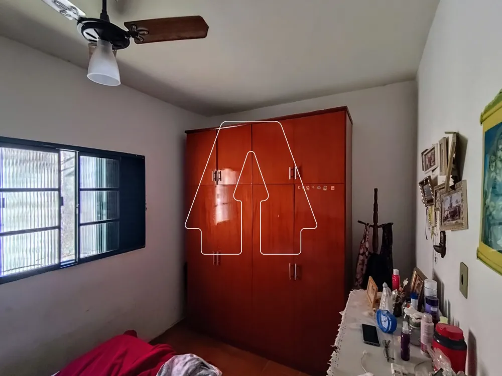Comprar Casa / Residencial em Ara&ccedil;atuba R$ 225.000,00 - Foto 4