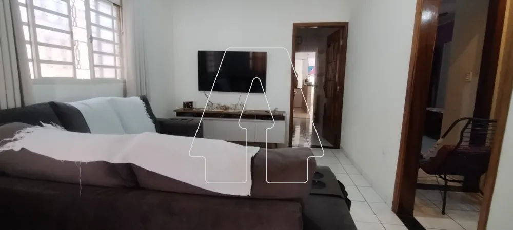 Comprar Casa / Residencial em Ara&ccedil;atuba R$ 336.000,00 - Foto 2