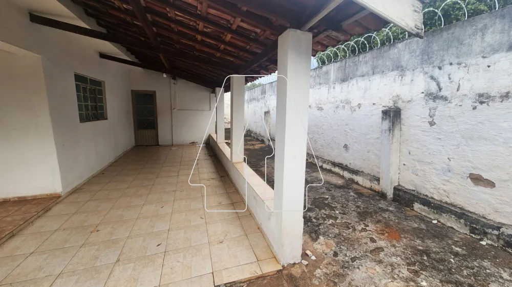 Comprar Casa / Residencial em Ara&ccedil;atuba R$ 225.000,00 - Foto 2