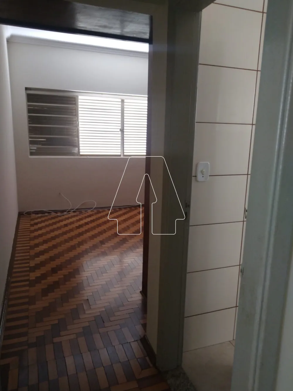 Comprar Casa / Residencial em Ara&ccedil;atuba R$ 450.000,00 - Foto 12