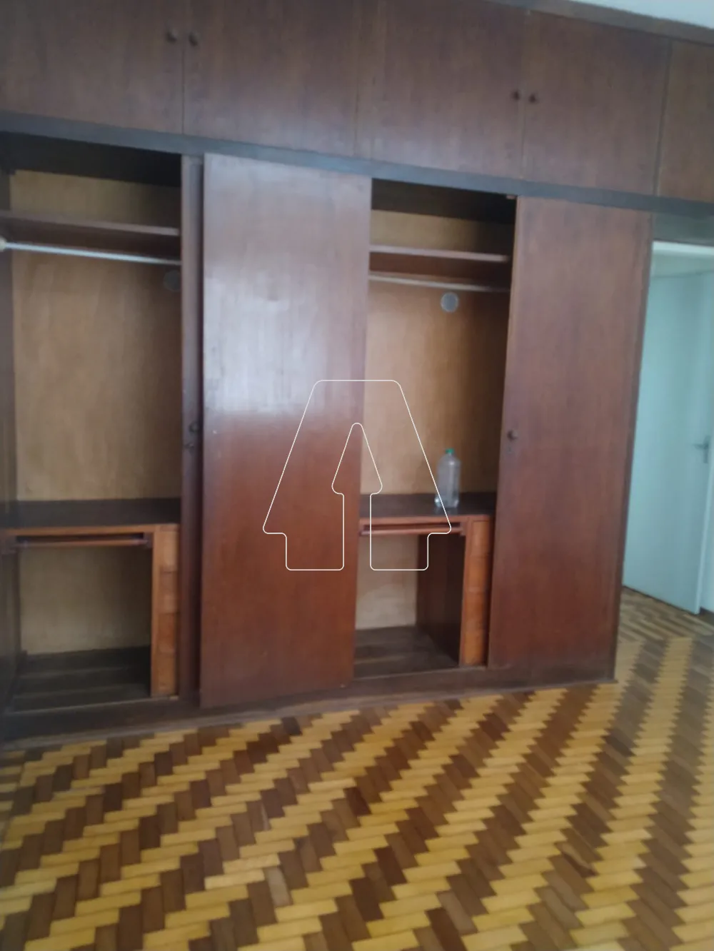 Comprar Casa / Residencial em Ara&ccedil;atuba R$ 450.000,00 - Foto 13
