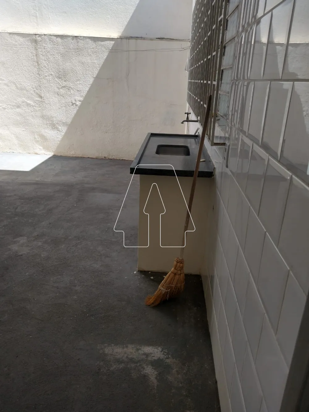 Comprar Casa / Residencial em Ara&ccedil;atuba R$ 450.000,00 - Foto 16