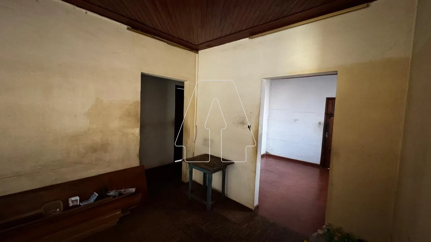 Comprar Casa / Residencial em Ara&ccedil;atuba R$ 200.000,00 - Foto 3