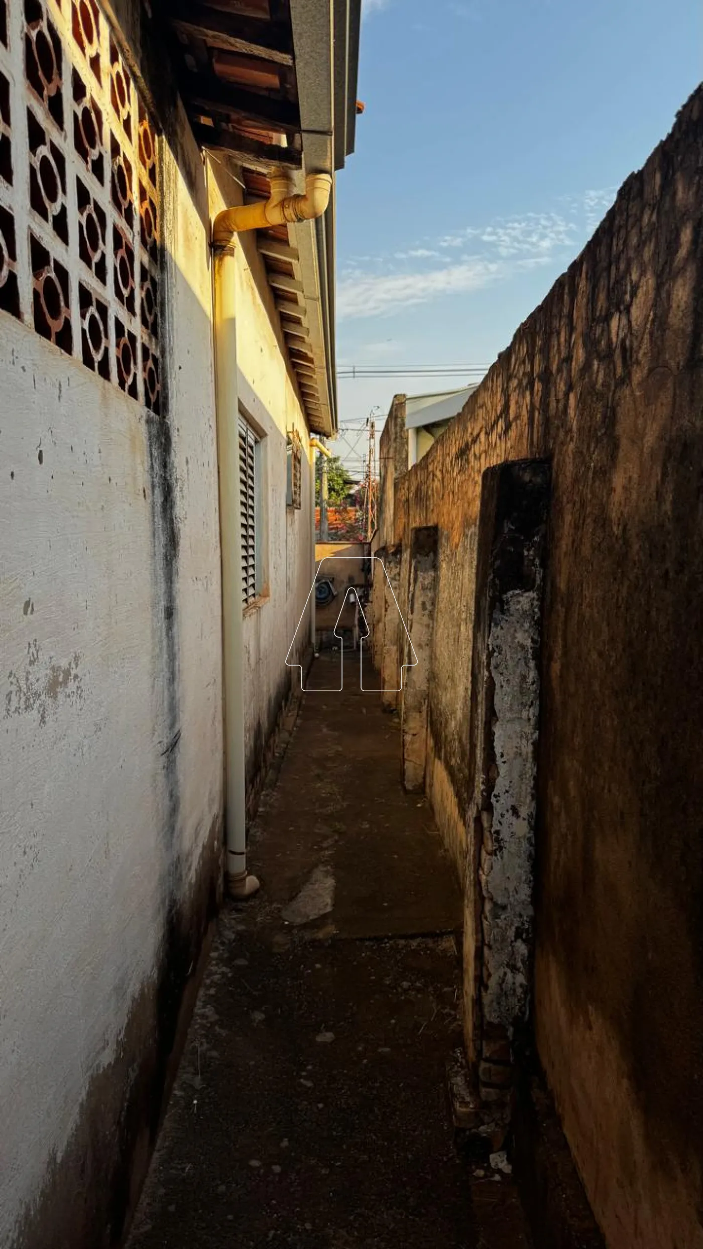 Comprar Casa / Residencial em Ara&ccedil;atuba R$ 200.000,00 - Foto 16