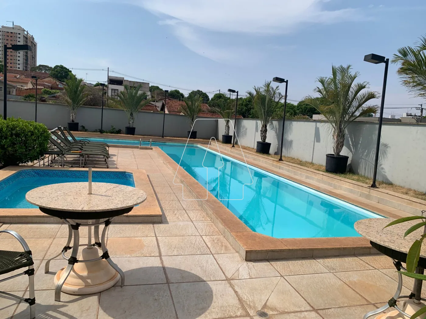 Alugar Apartamento / Padr&atilde;o em Ara&ccedil;atuba R$ 3.800,00 - Foto 25