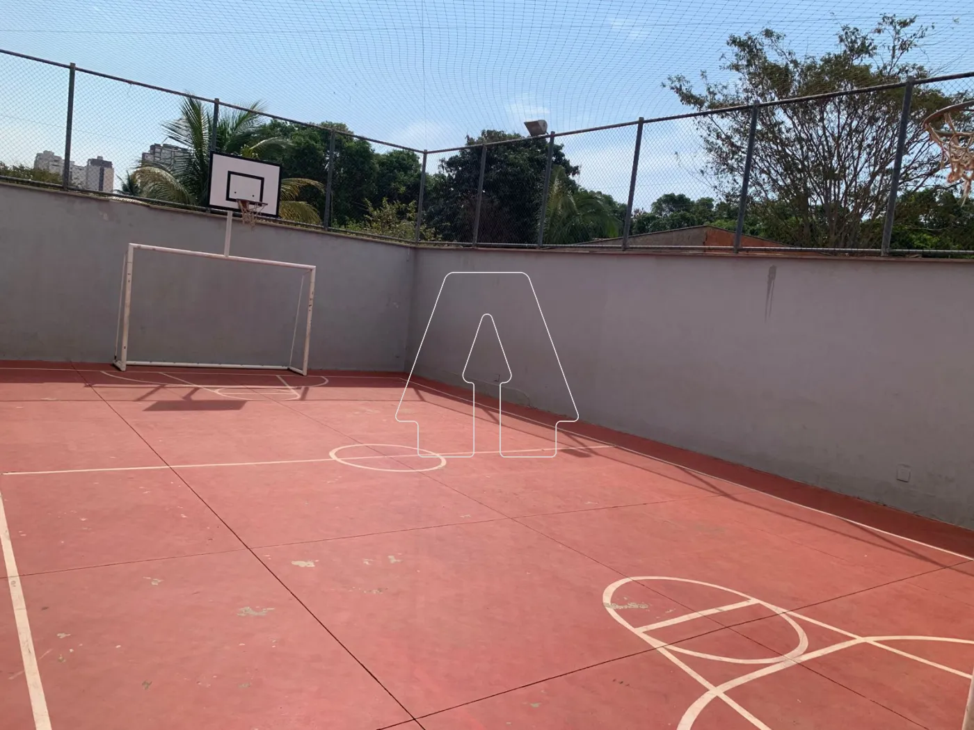 Alugar Apartamento / Padr&atilde;o em Ara&ccedil;atuba R$ 3.800,00 - Foto 27