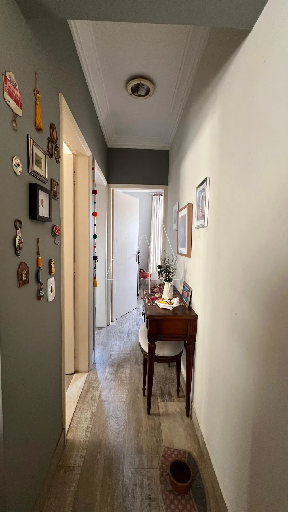 Alugar Apartamento / Padr&atilde;o em Ara&ccedil;atuba R$ 950,00 - Foto 5