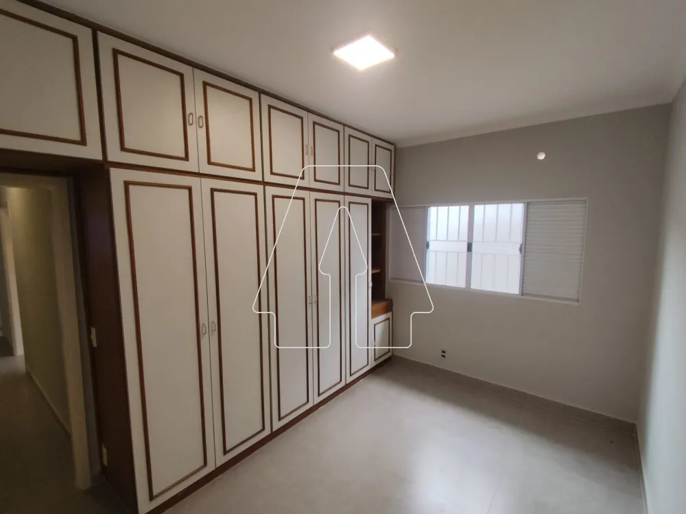Comprar Casa / Residencial em Ara&ccedil;atuba R$ 395.000,00 - Foto 16