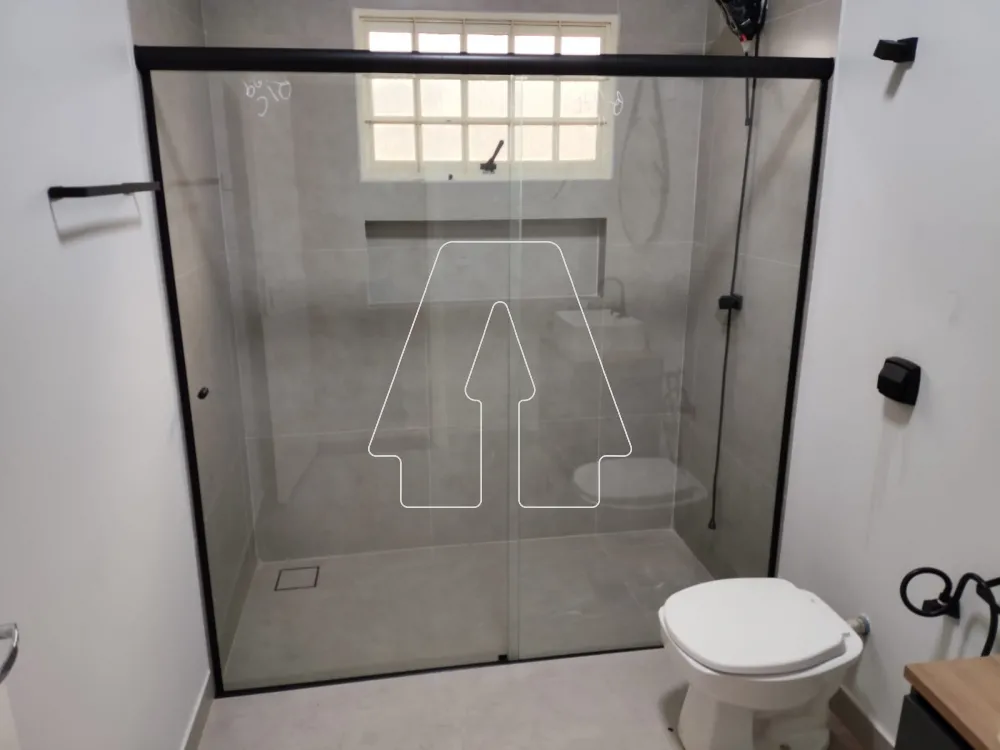 Comprar Casa / Residencial em Ara&ccedil;atuba R$ 395.000,00 - Foto 17
