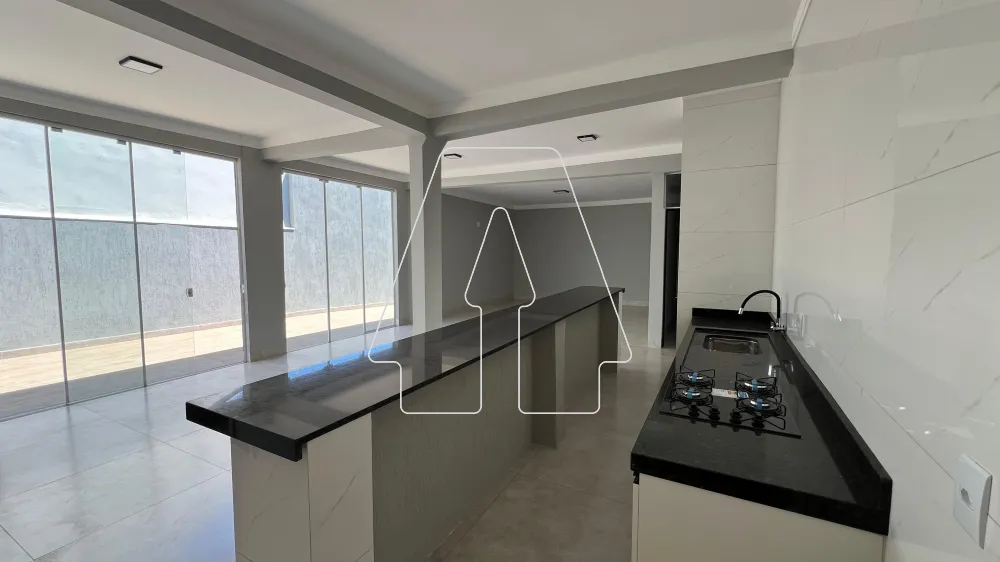 Alugar Casa / Residencial em Ara&ccedil;atuba R$ 700,00 - Foto 5