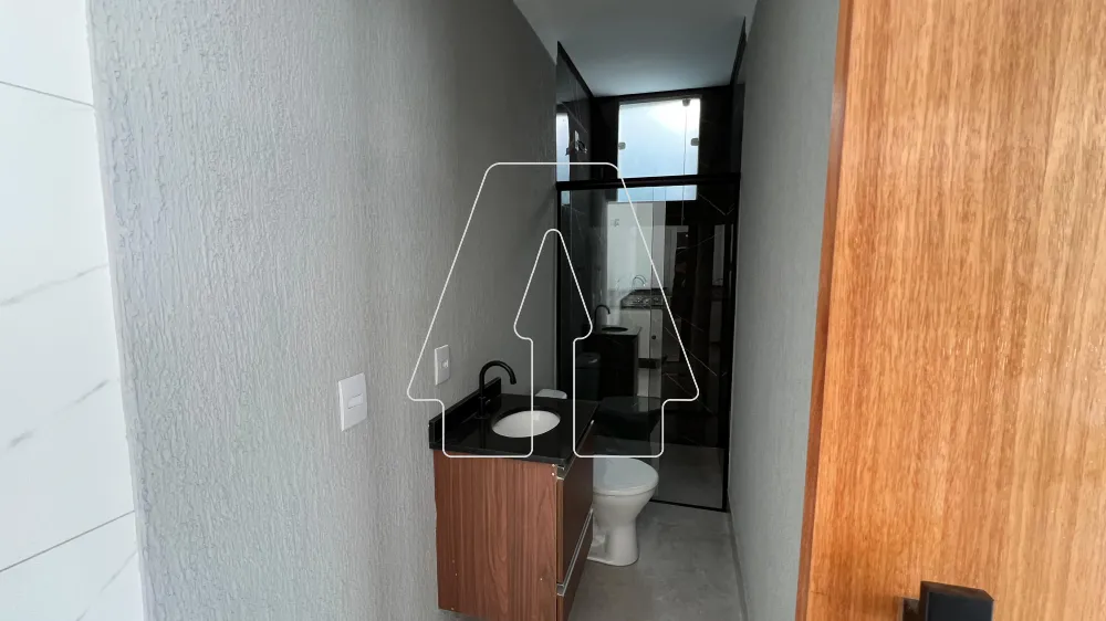 Alugar Casa / Residencial em Ara&ccedil;atuba R$ 700,00 - Foto 7