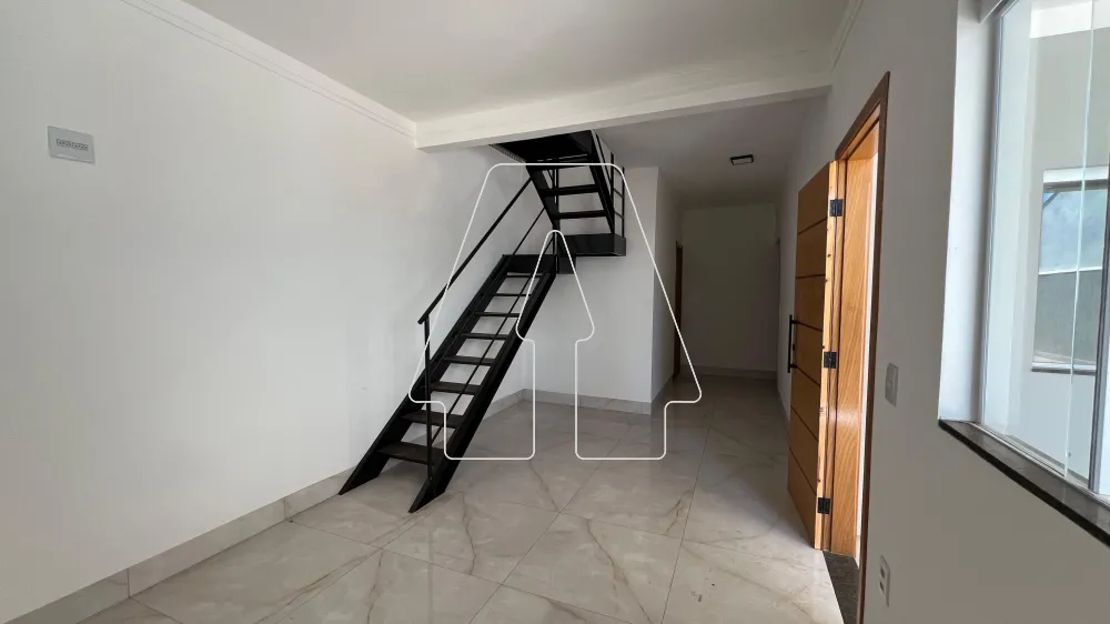 Alugar Casa / Residencial em Ara&ccedil;atuba R$ 700,00 - Foto 11
