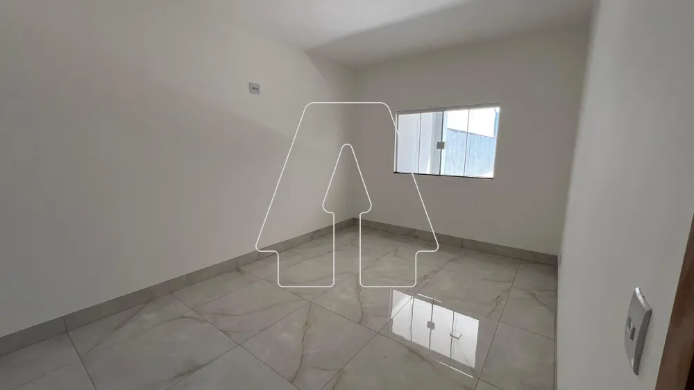 Alugar Casa / Residencial em Ara&ccedil;atuba R$ 700,00 - Foto 15