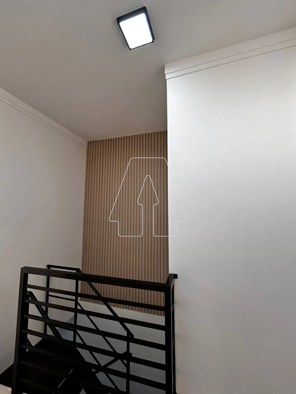 Alugar Casa / Residencial em Ara&ccedil;atuba R$ 700,00 - Foto 16