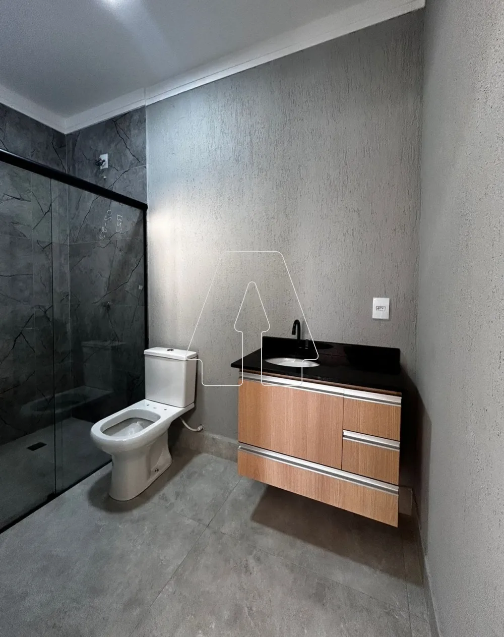 Alugar Casa / Residencial em Ara&ccedil;atuba R$ 700,00 - Foto 19