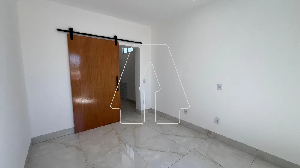 Alugar Casa / Residencial em Ara&ccedil;atuba R$ 700,00 - Foto 20
