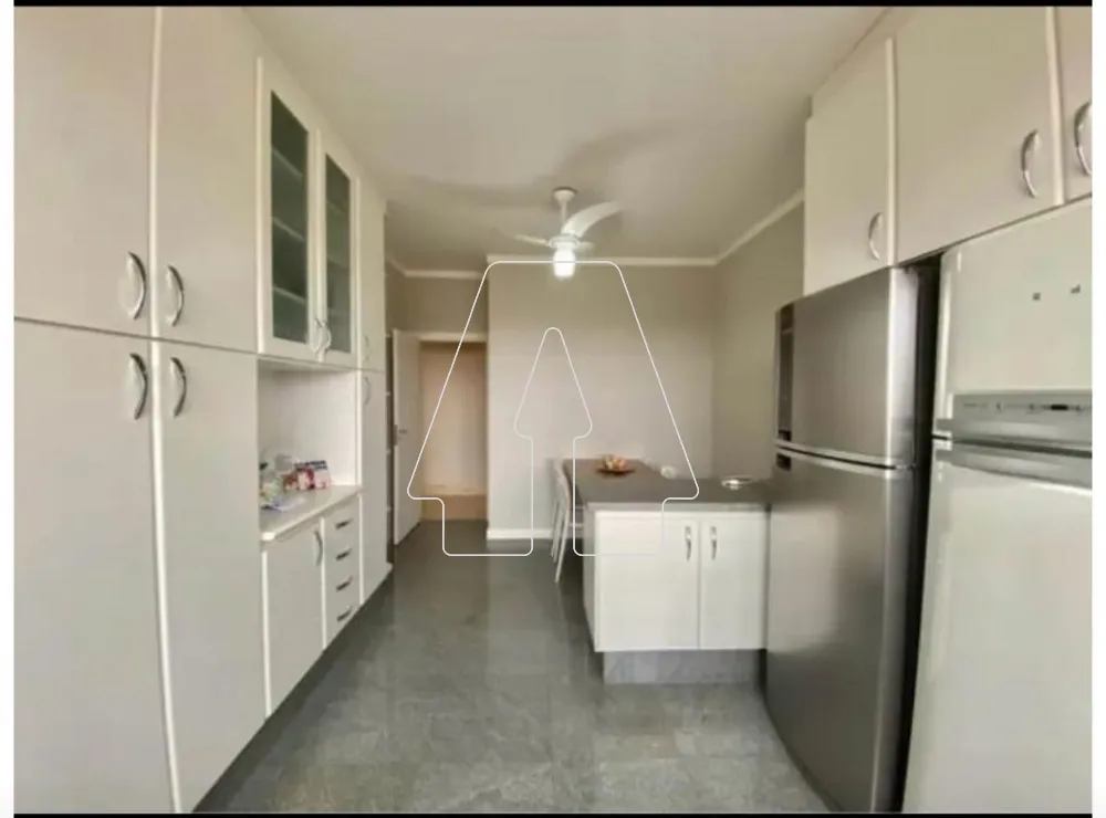 Alugar Apartamento / Padr&atilde;o em Ara&ccedil;atuba R$ 3.800,00 - Foto 10