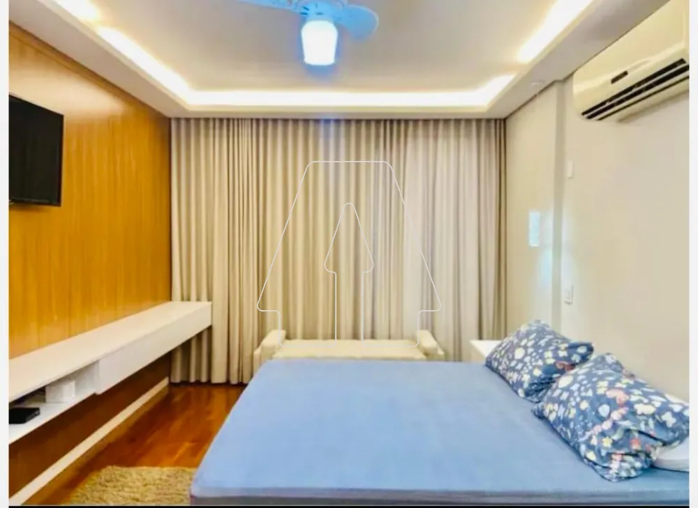 Alugar Apartamento / Padr&atilde;o em Ara&ccedil;atuba R$ 3.800,00 - Foto 21
