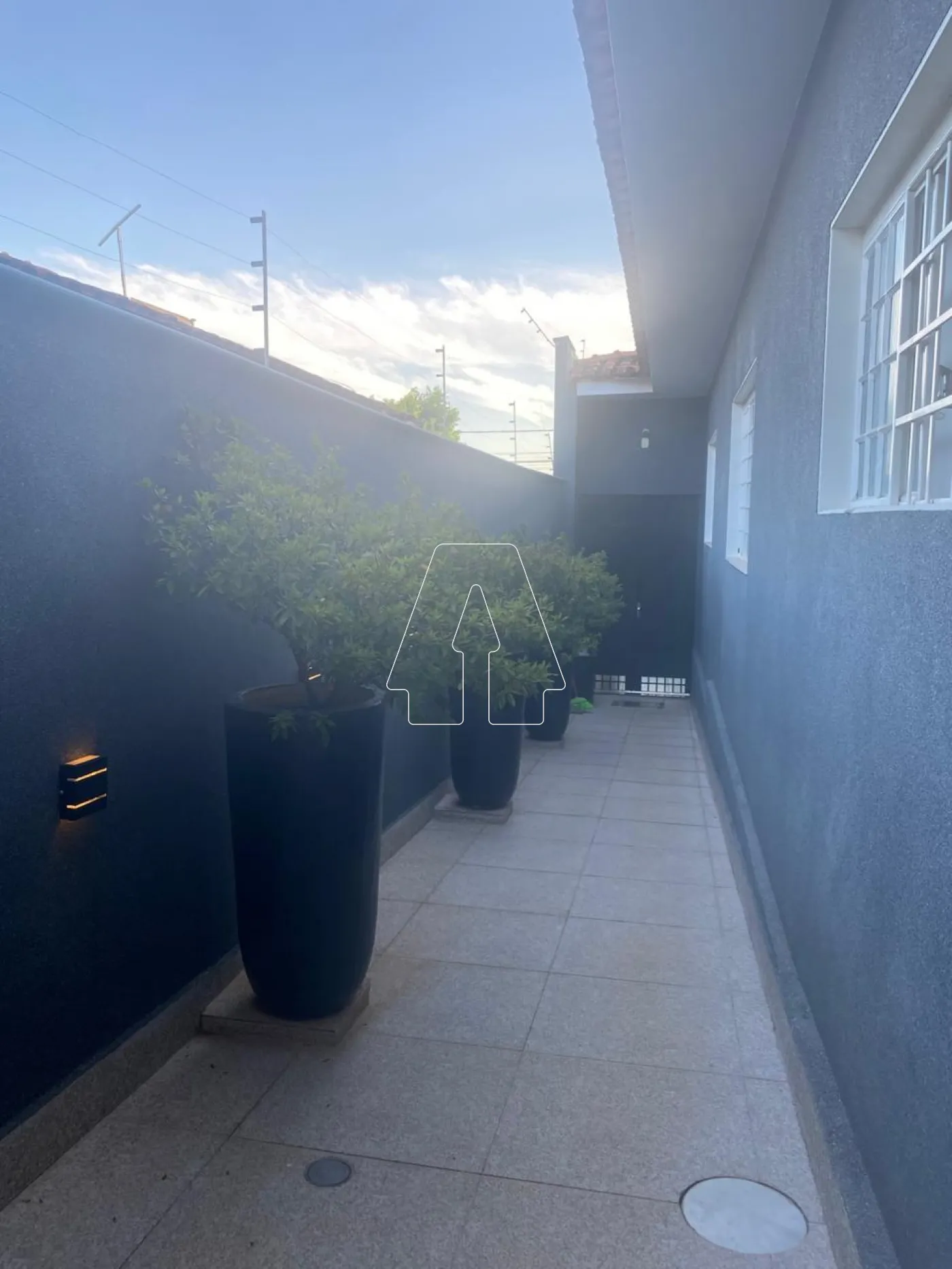 Comprar Casa / Residencial em Ara&ccedil;atuba R$ 750.000,00 - Foto 10