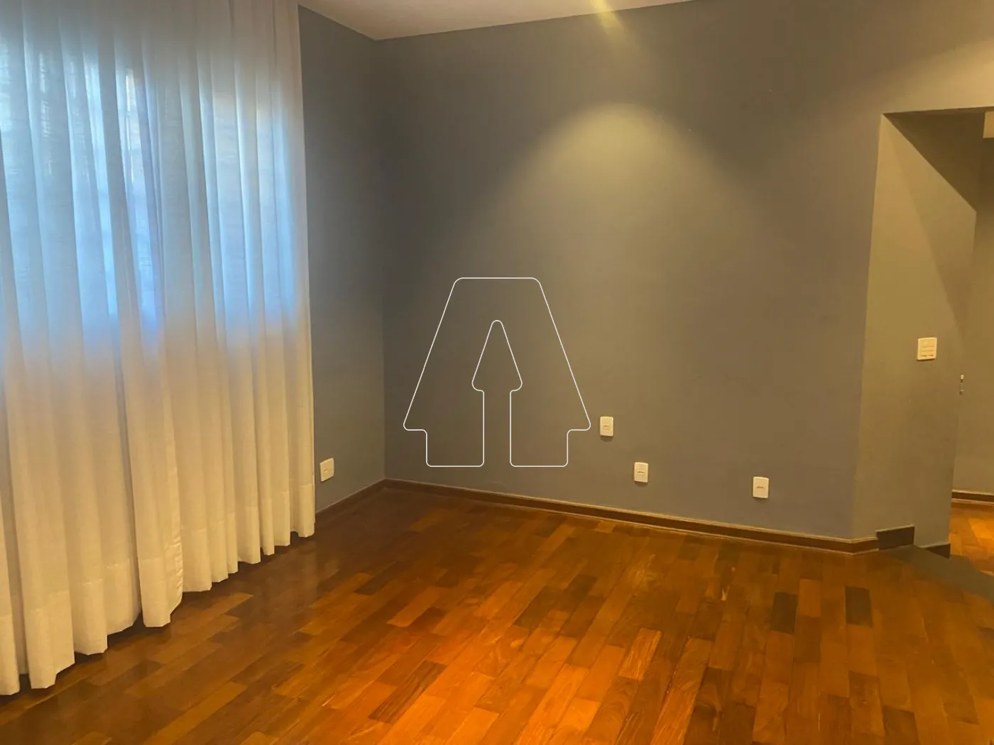 Comprar Casa / Residencial em Ara&ccedil;atuba R$ 750.000,00 - Foto 5