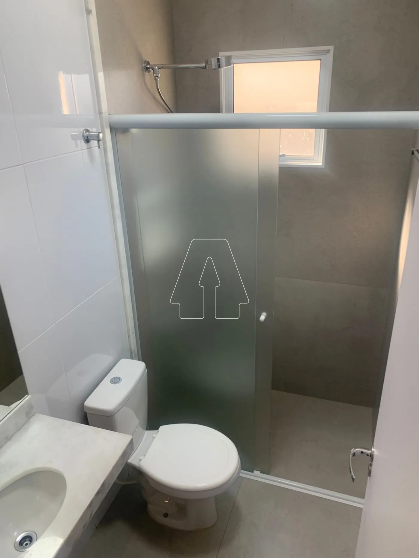 Alugar Apartamento / Padr&atilde;o em Ara&ccedil;atuba R$ 3.600,00 - Foto 16