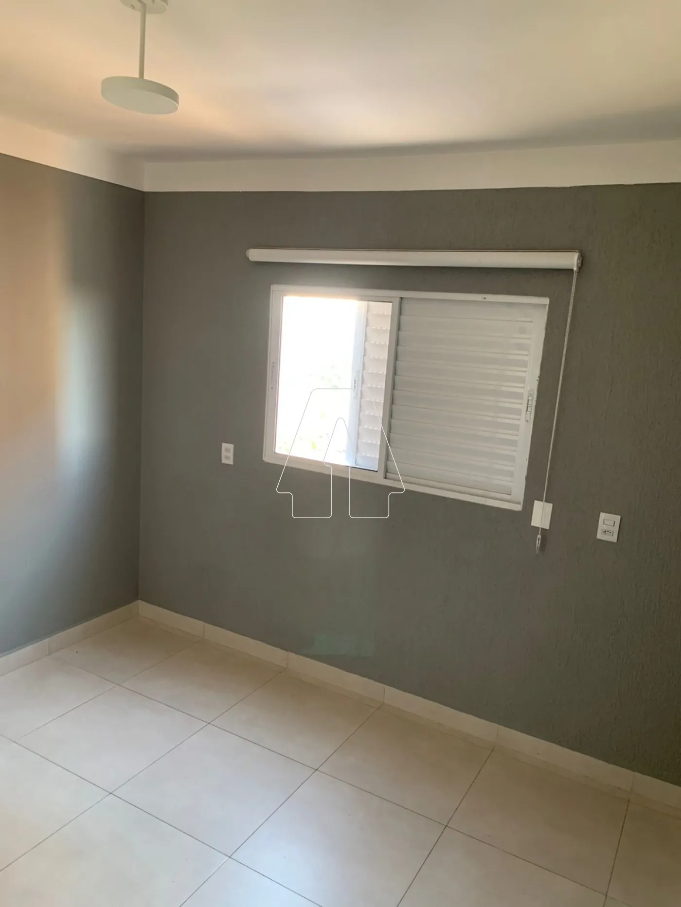 Alugar Apartamento / Padr&atilde;o em Ara&ccedil;atuba R$ 2.900,00 - Foto 12