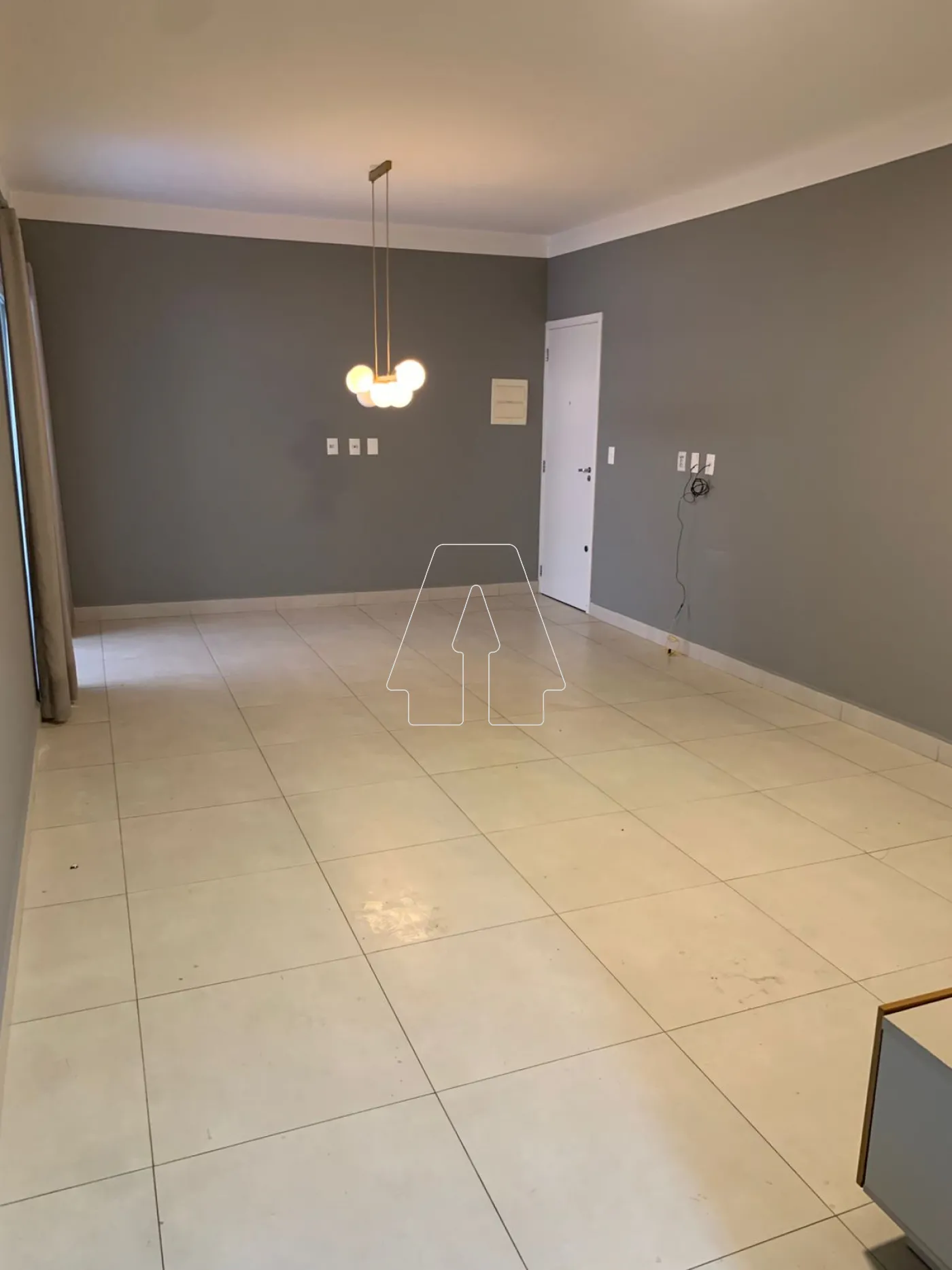 Alugar Apartamento / Padr&atilde;o em Ara&ccedil;atuba R$ 2.900,00 - Foto 14