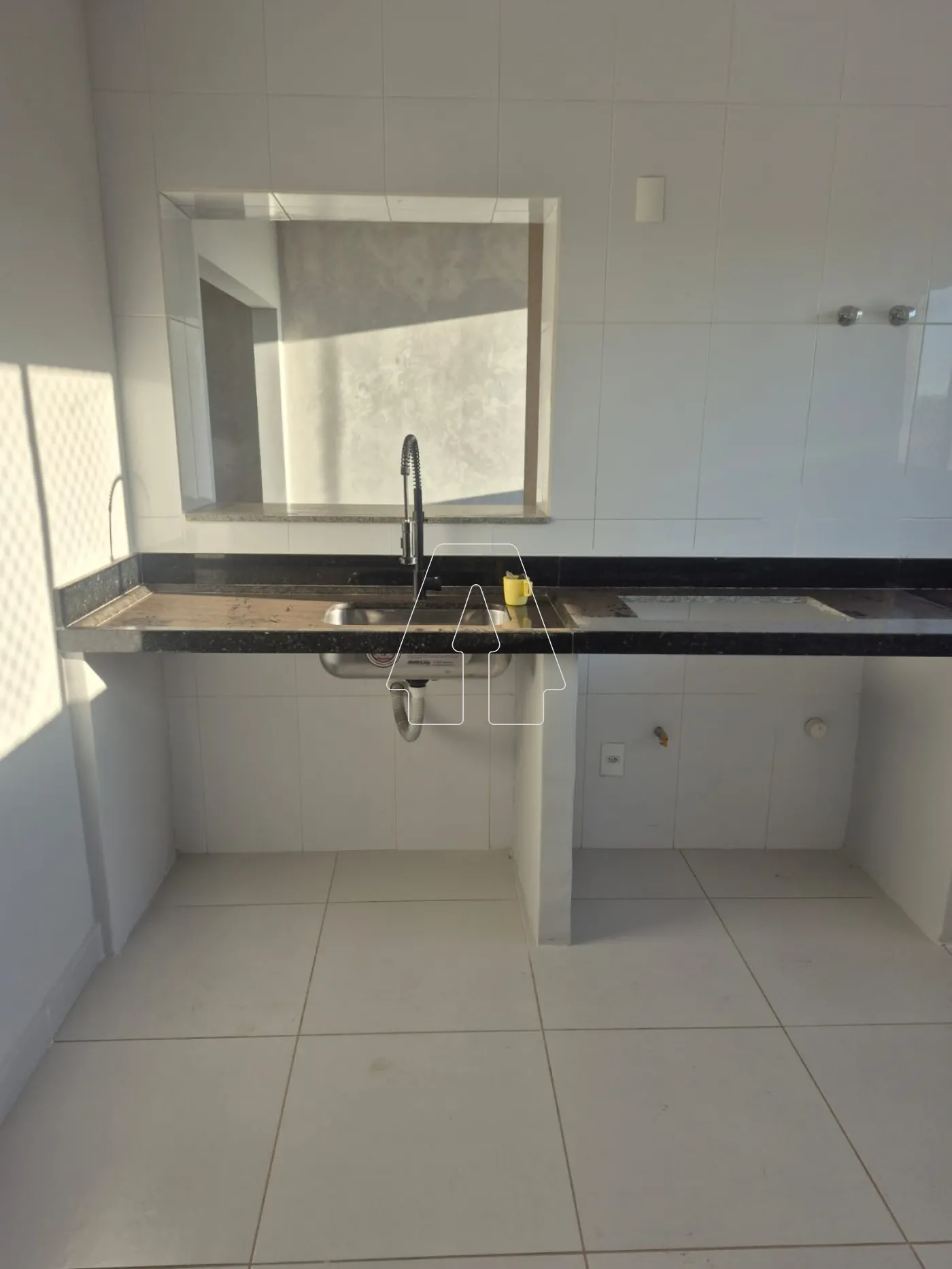 Alugar Apartamento / Padr&atilde;o em Ara&ccedil;atuba R$ 2.600,00 - Foto 7
