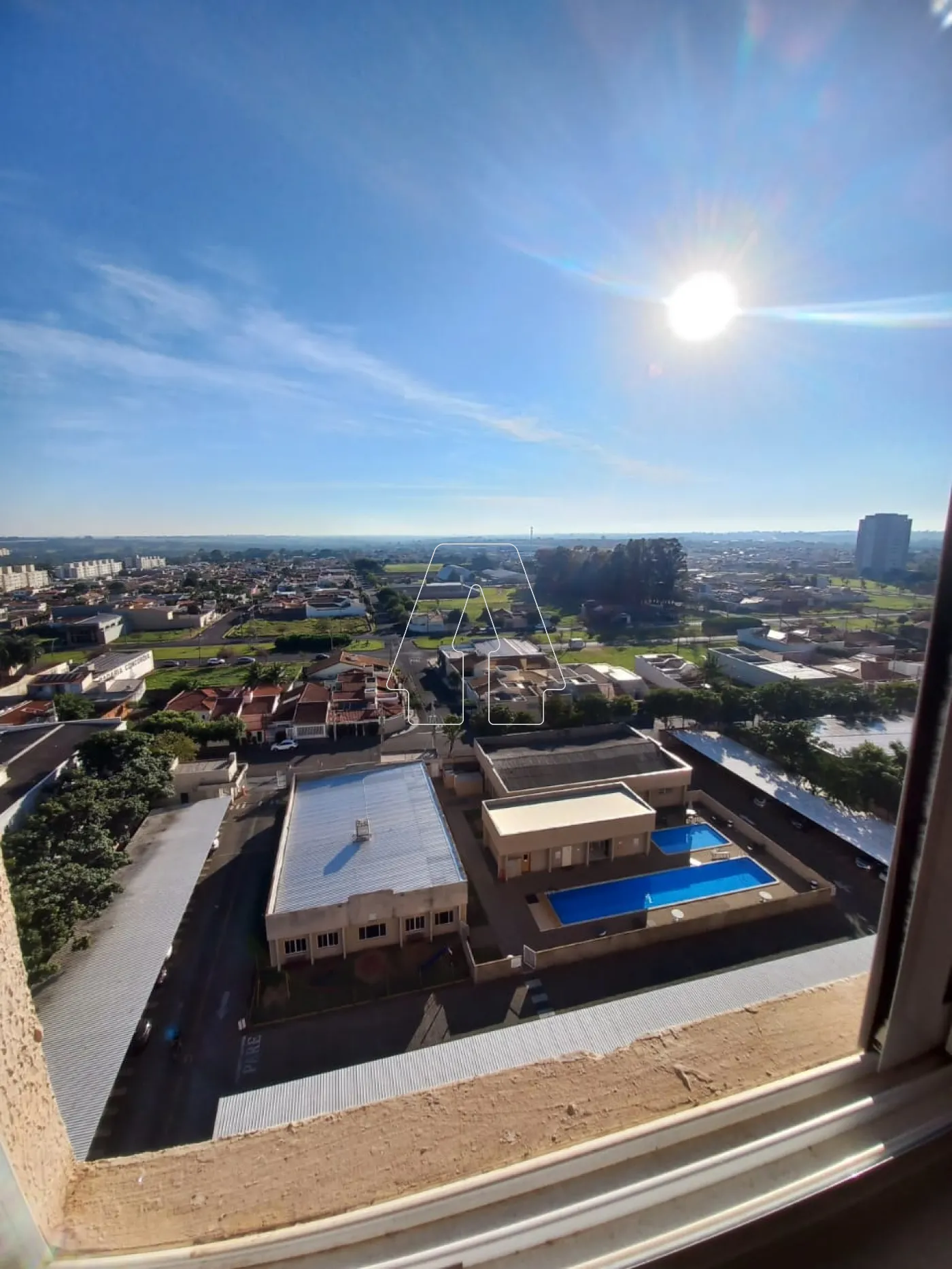 Alugar Apartamento / Padr&atilde;o em Ara&ccedil;atuba R$ 3.200,00 - Foto 13