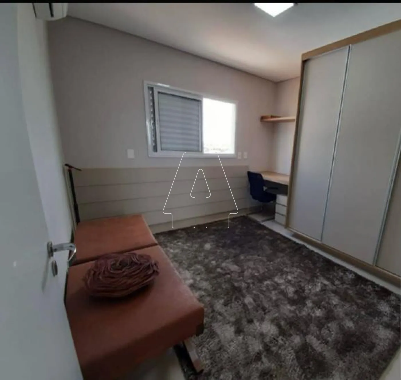 Alugar Apartamento / Padr&atilde;o em Ara&ccedil;atuba R$ 3.200,00 - Foto 8