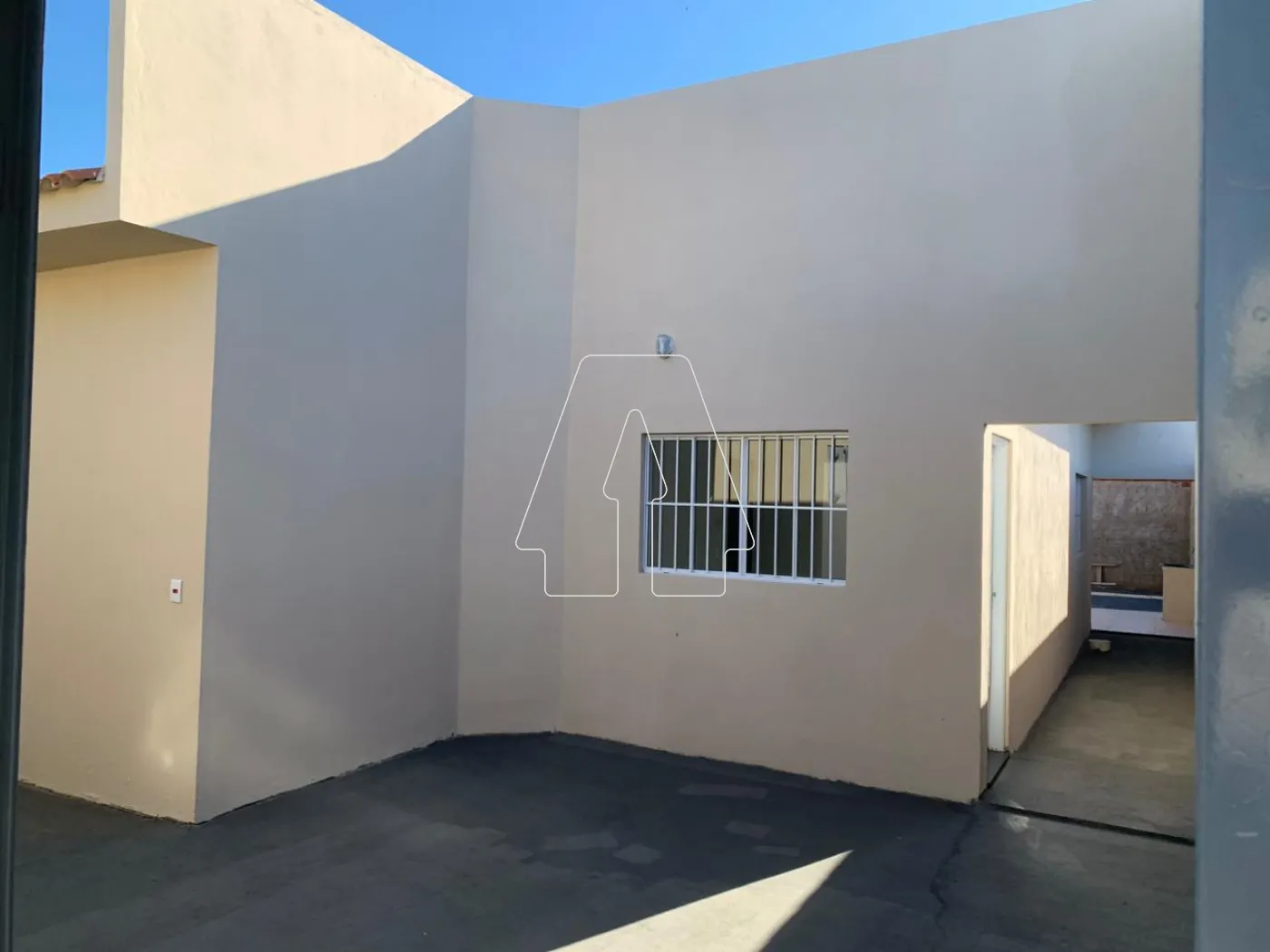 Alugar Casa / Residencial em Ara&ccedil;atuba R$ 2.350,00 - Foto 18