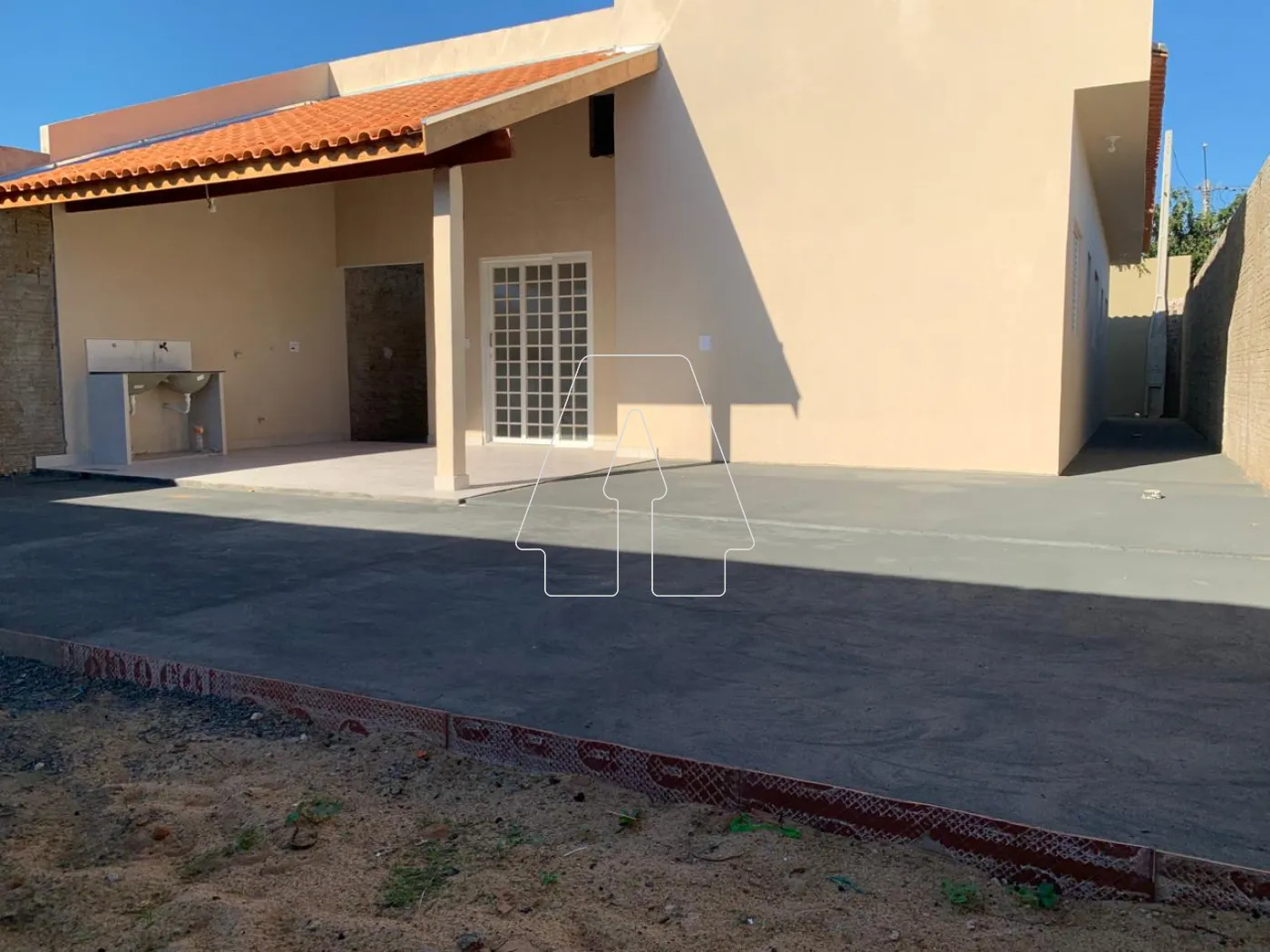 Alugar Casa / Residencial em Ara&ccedil;atuba R$ 2.350,00 - Foto 11