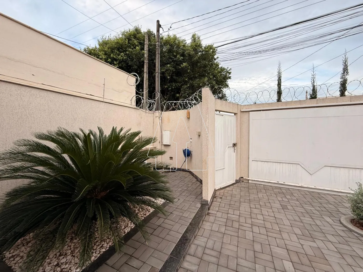 Comprar Casa / Residencial em Ara&ccedil;atuba R$ 650.000,00 - Foto 5