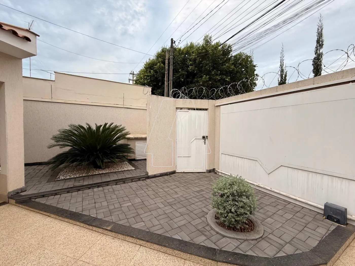 Comprar Casa / Residencial em Ara&ccedil;atuba R$ 650.000,00 - Foto 6