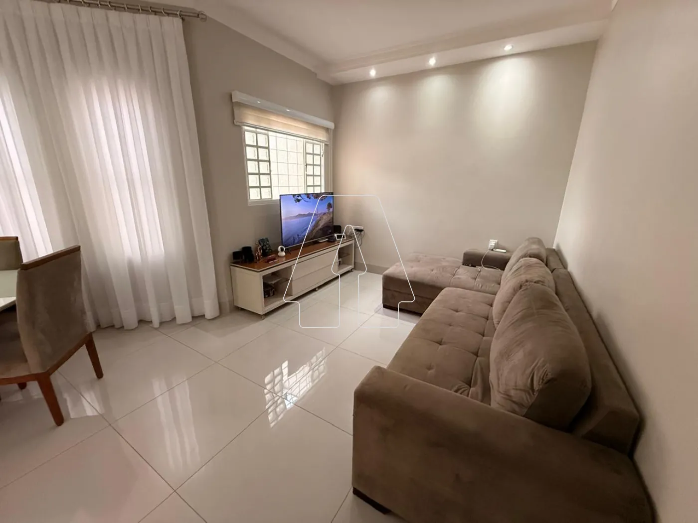 Comprar Casa / Residencial em Ara&ccedil;atuba R$ 650.000,00 - Foto 16