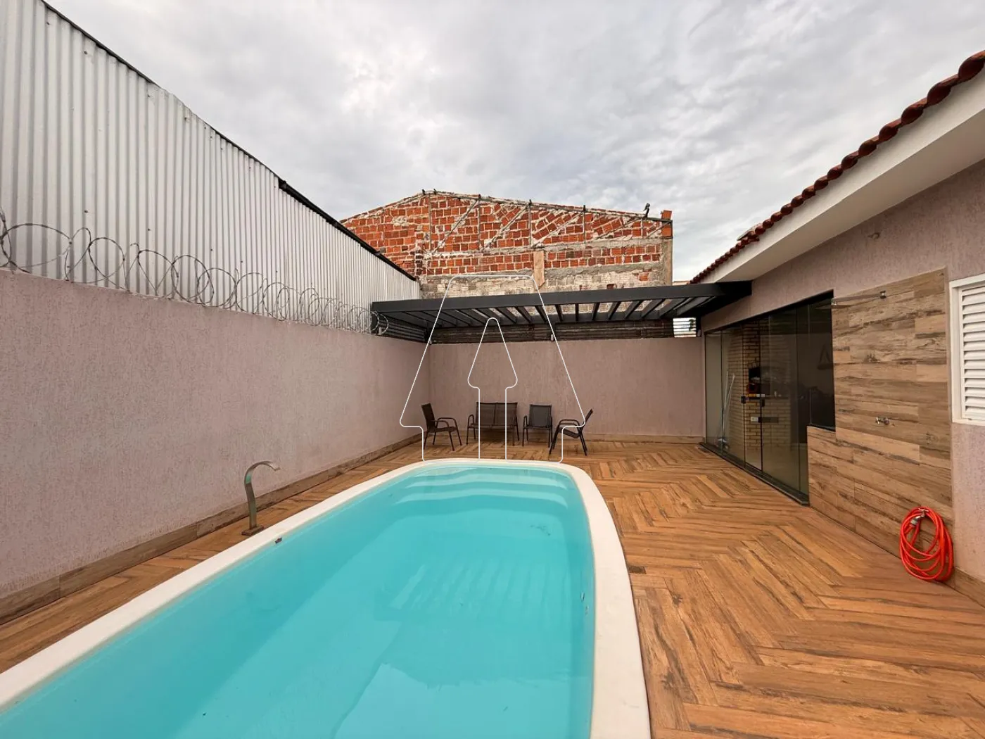 Comprar Casa / Residencial em Ara&ccedil;atuba R$ 650.000,00 - Foto 12