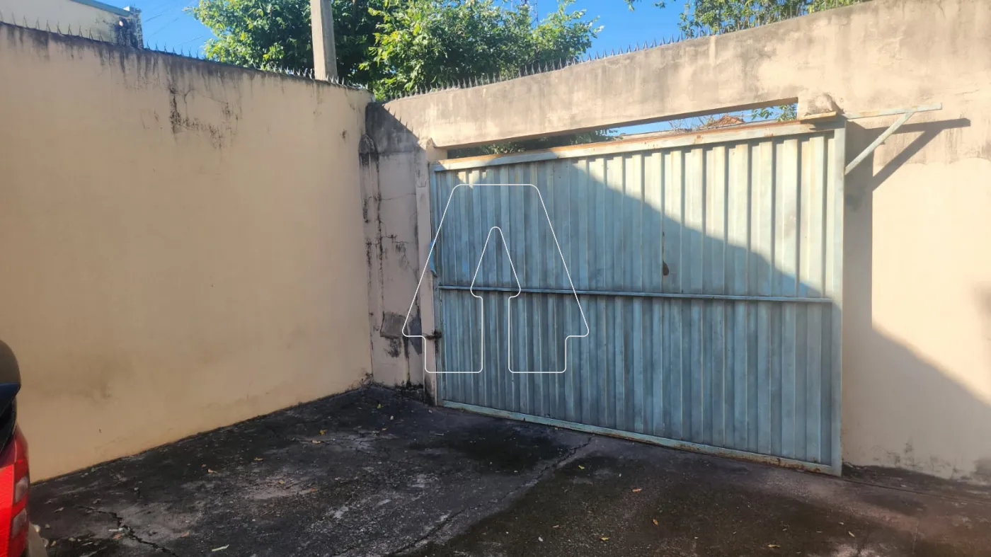 Comprar Casa / Residencial em Ara&ccedil;atuba R$ 350.000,00 - Foto 5