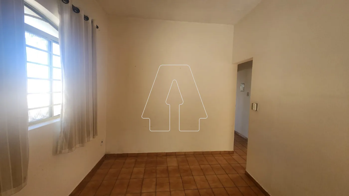 Comprar Casa / Residencial em Ara&ccedil;atuba R$ 350.000,00 - Foto 10