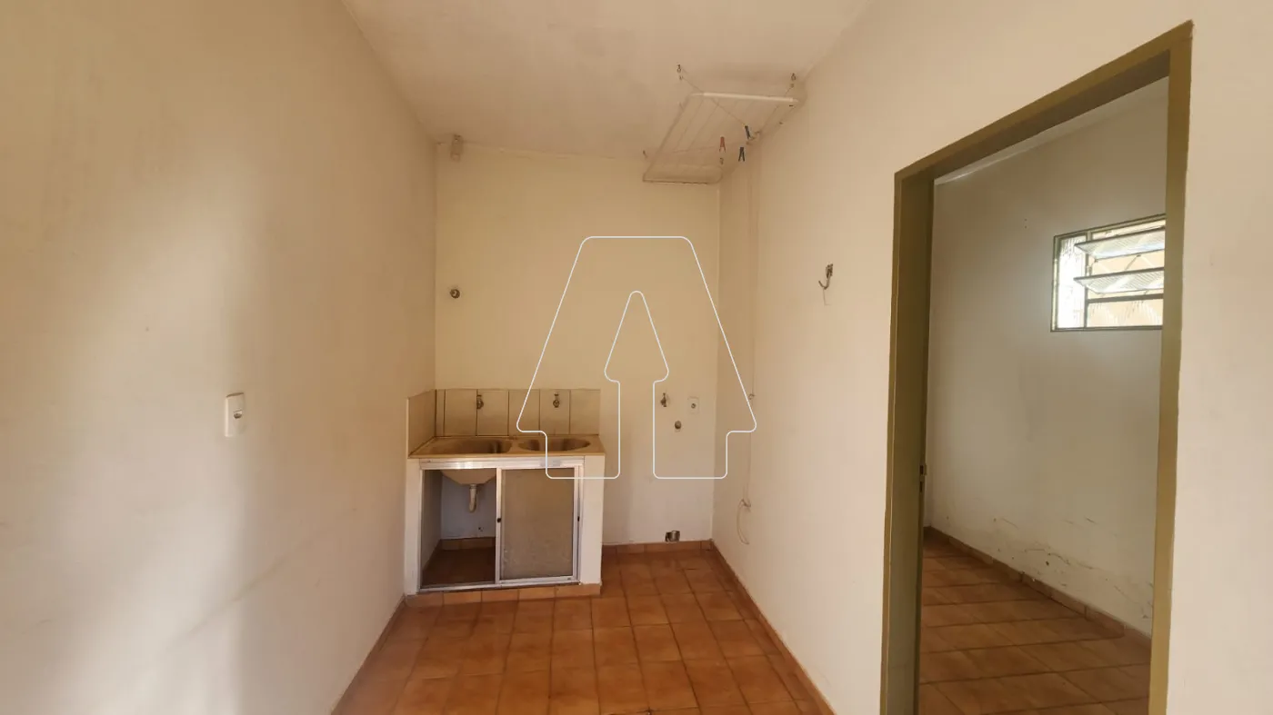 Comprar Casa / Residencial em Ara&ccedil;atuba R$ 350.000,00 - Foto 13