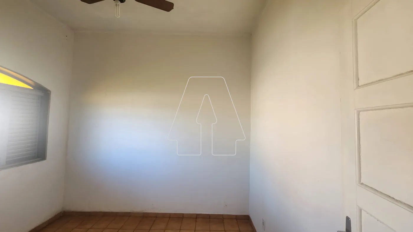 Comprar Casa / Residencial em Ara&ccedil;atuba R$ 350.000,00 - Foto 28